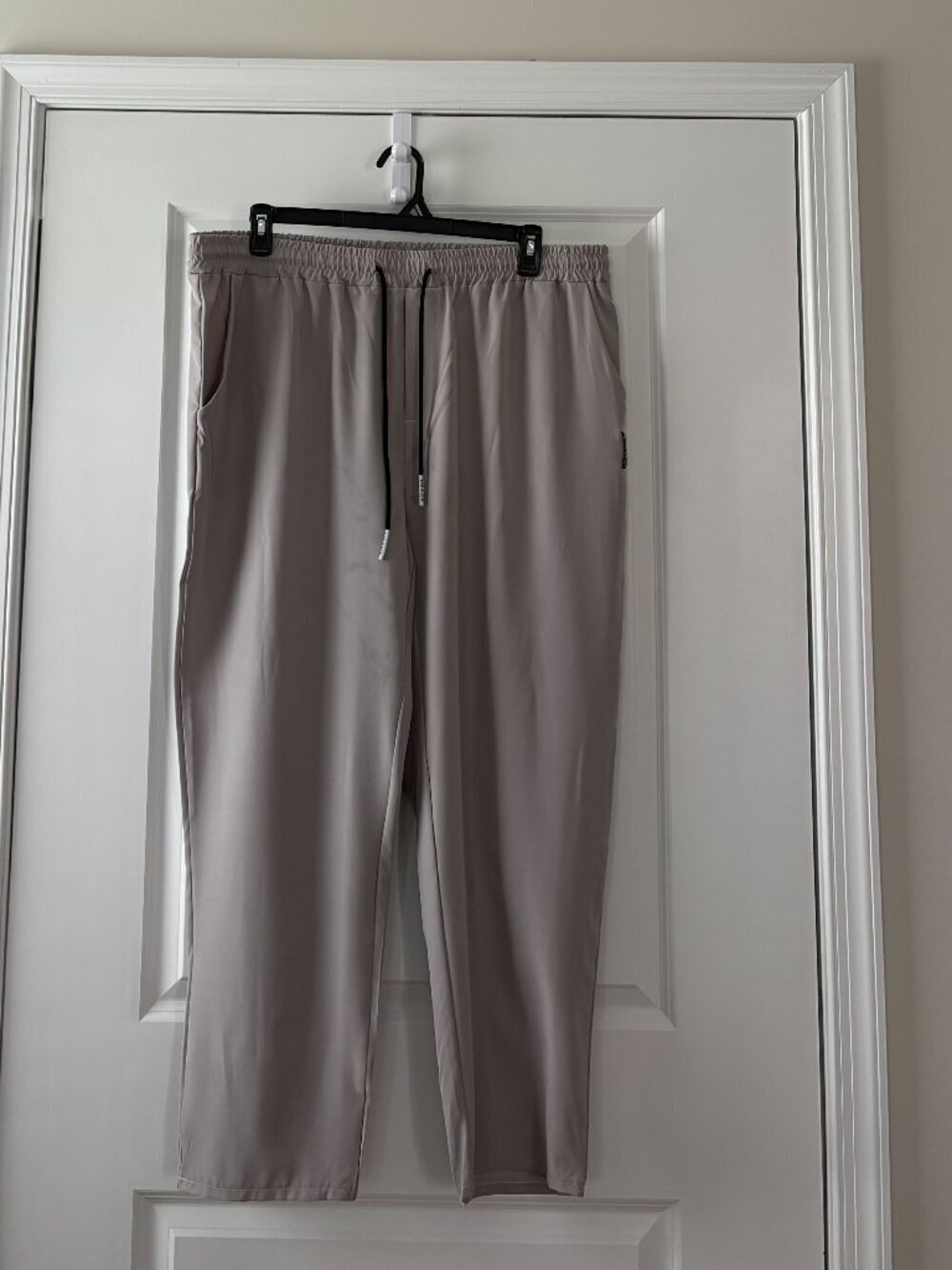 NWOT Typhoon Design Men’s Gray Drawstring Elastic Waist Joggers Size 2X Short